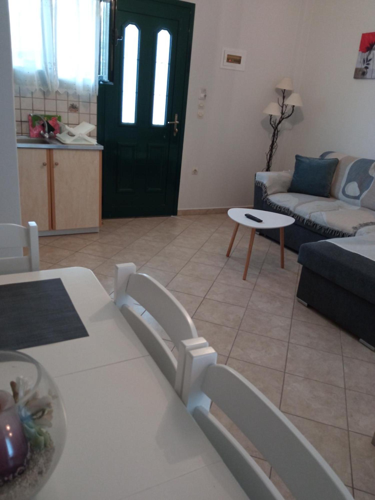 Danai Apartment Tsoukaladhes Bagian luar foto