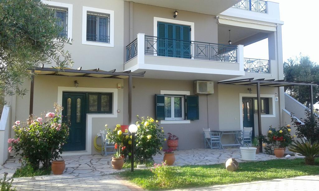 Danai Apartment Tsoukaladhes Bagian luar foto