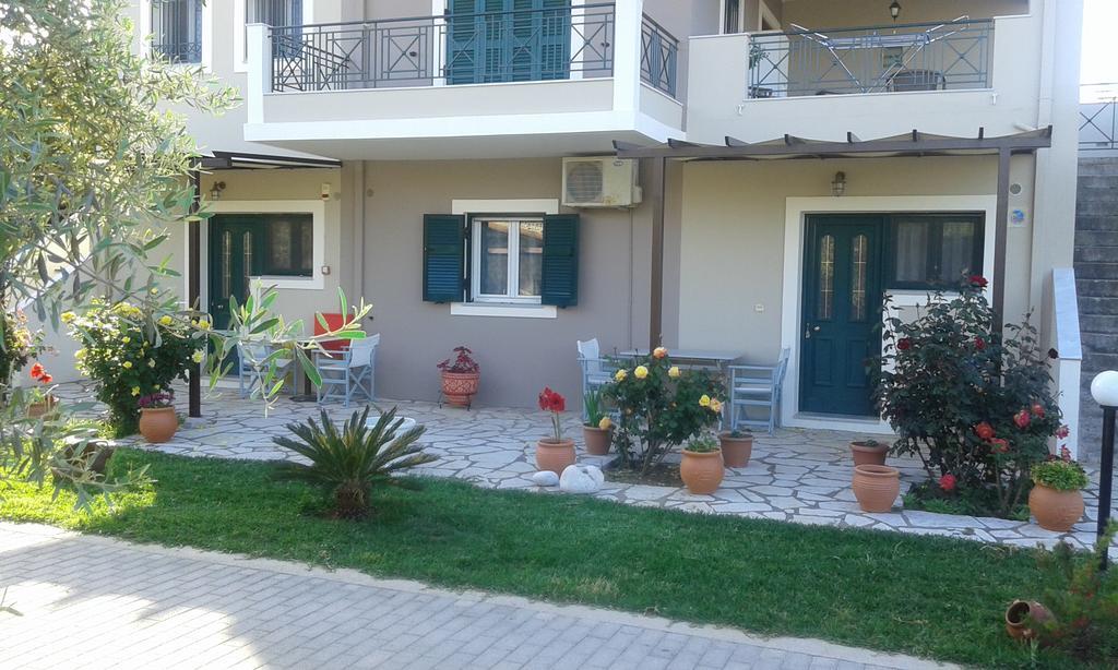 Danai Apartment Tsoukaladhes Bagian luar foto