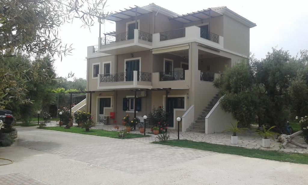 Danai Apartment Tsoukaladhes Bagian luar foto