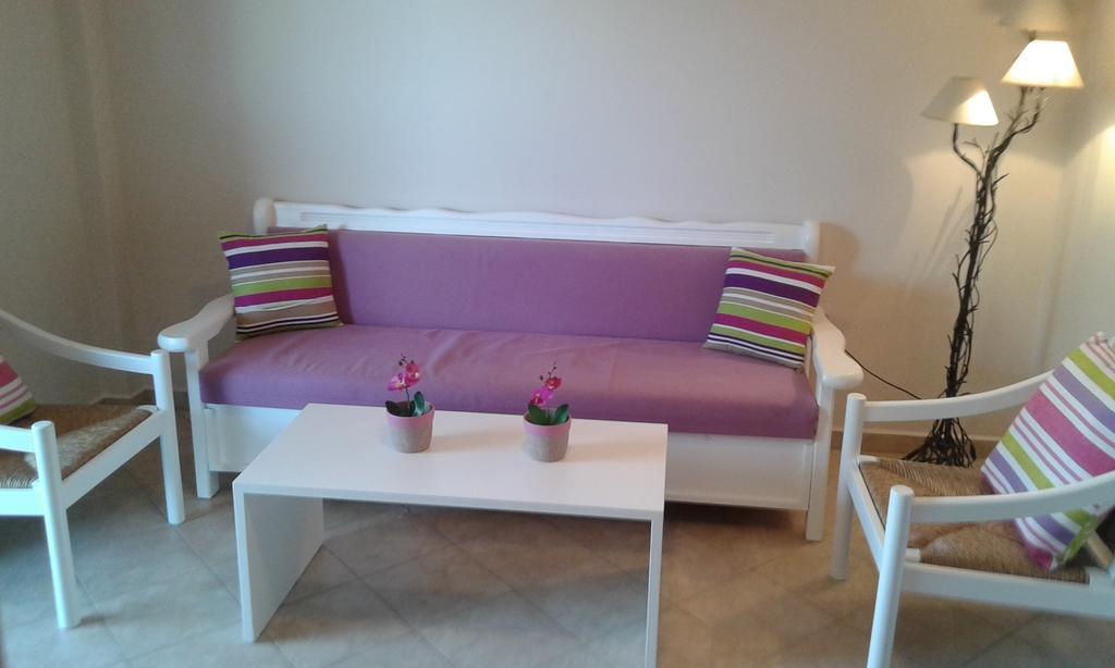 Danai Apartment Tsoukaladhes Bagian luar foto